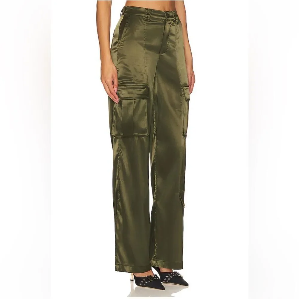 NWT REMI x REVOLVE Sydney Cargo Pant Dark Green satin finish wide leg loose L - Picture 3 of 10